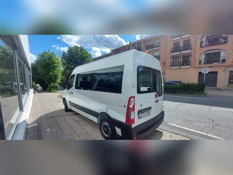 Renault Master comi 9 plazas foto 10
